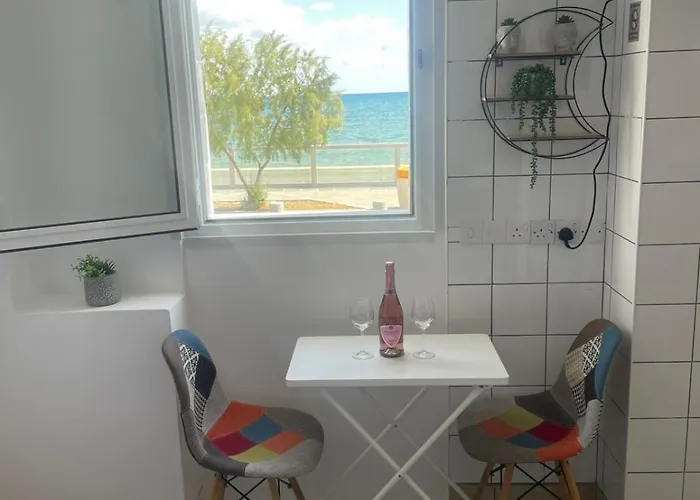 Seaside בית נופש *